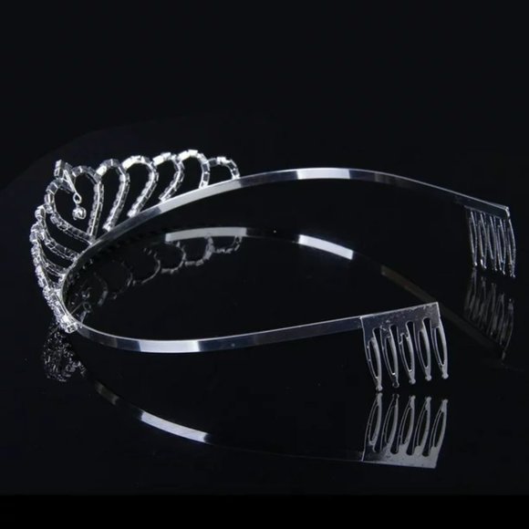 NEW Silver Heart Crystal Rhinestone Tiara - bridal, prom, dance, costume | OS - Picture 6 of 6